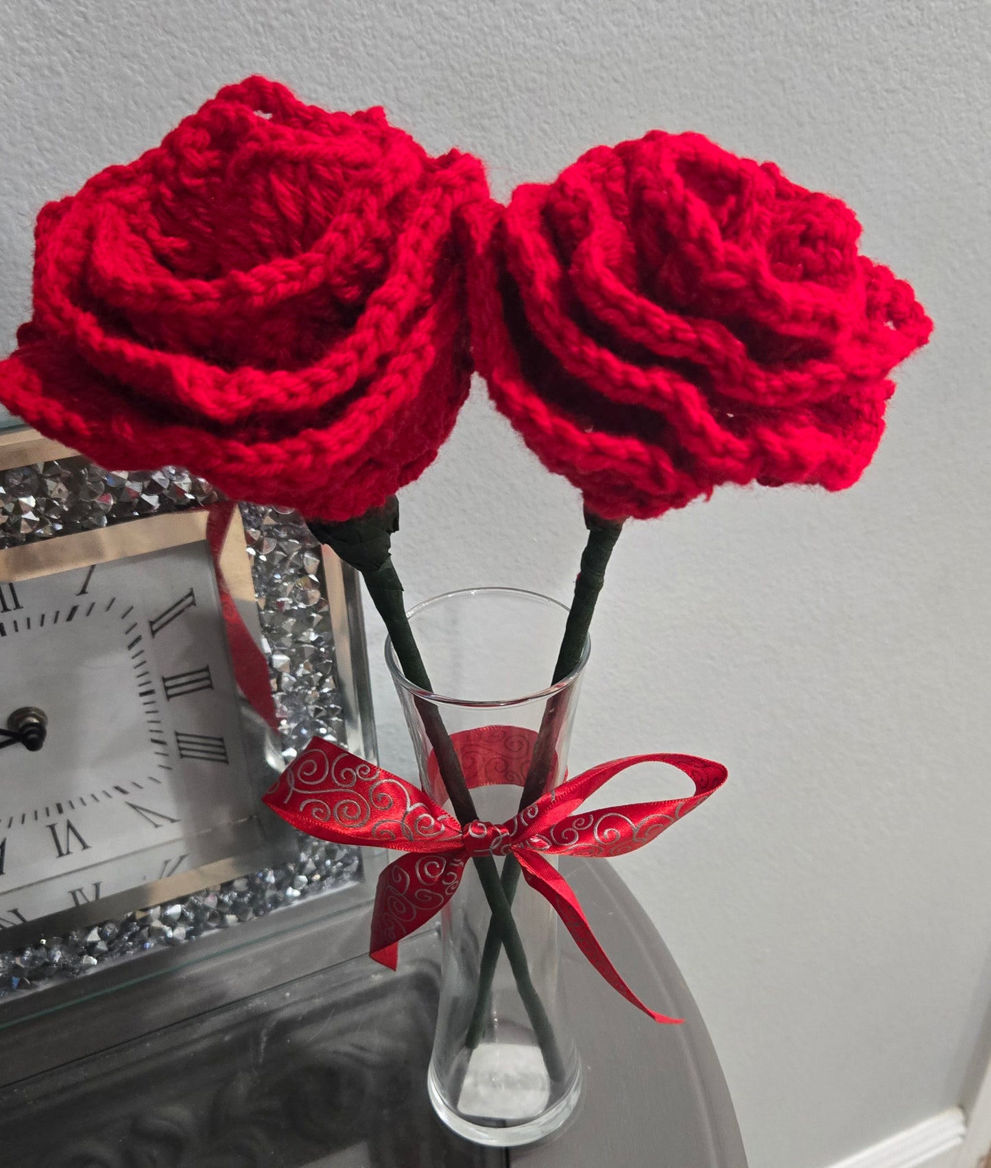 Bouquet W/Vase ( You pick colors)