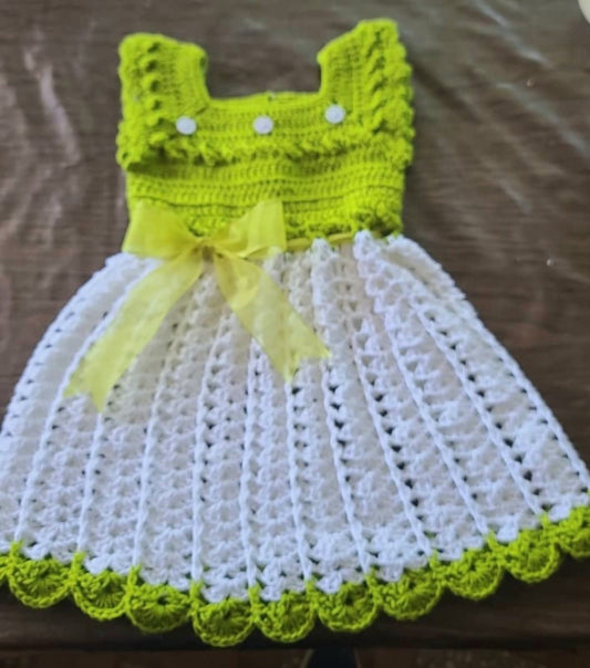 Green&white crochet dress 12-24mo