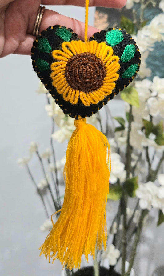 Sunglower Tassel